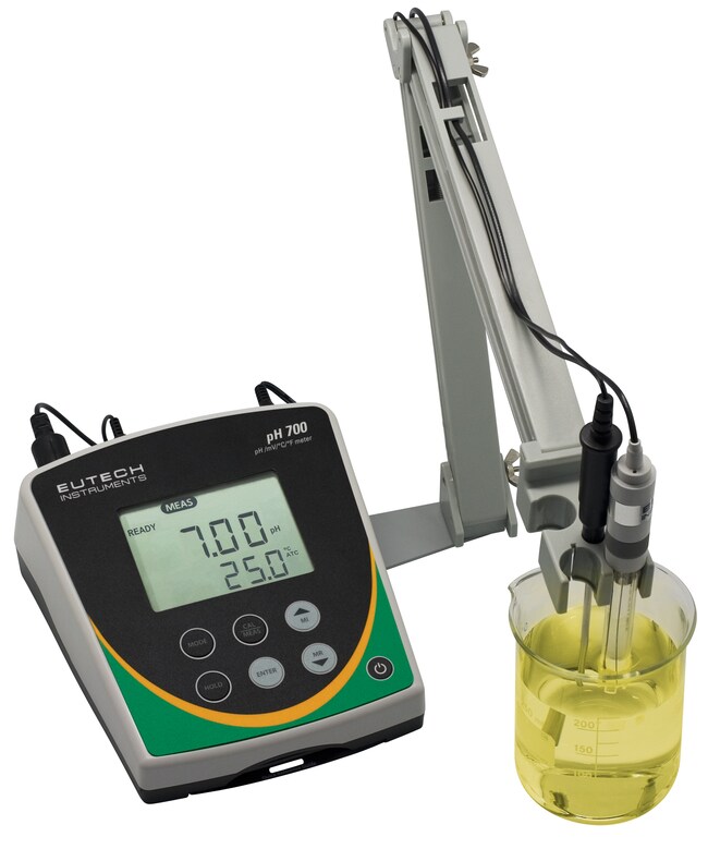 Thermo Scientific™ Eutech™ pH 700 Meter