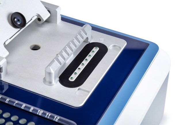 Thermo Scientific™ NanoDrop™ Eight UV-Vis Spectrophotometer