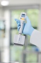 Eppendorf Xplorer® Plus, electronic variable volume 8-channel pipette
