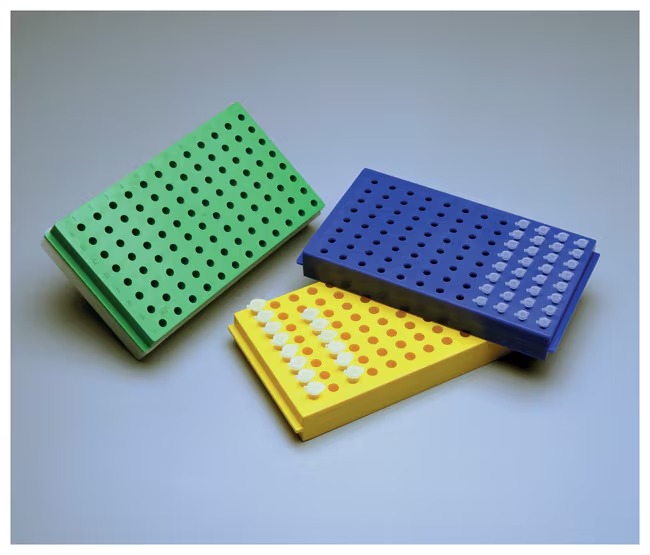 Thermo Scientific™ Reversible Microtube Racks with Lid, 0.2mL/0.5mL