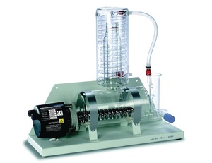 Merit® Water stills W4000, 220 VAC, 50/60 Hz