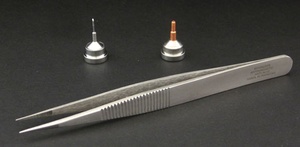 Serrated-End Tweezer